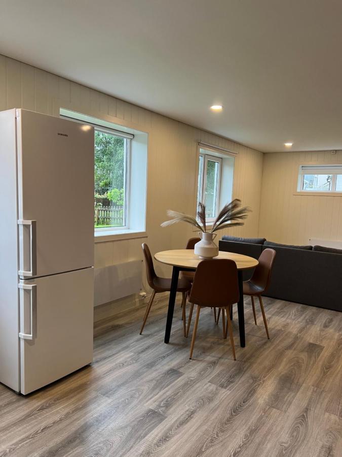 Apartment In Veblungsnes Exteriör bild